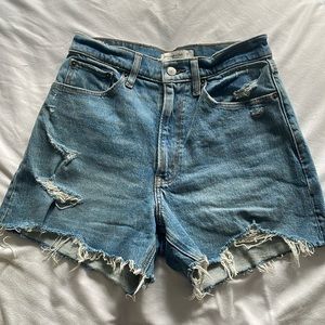 Abercrombie Curve Love Mom Shorts